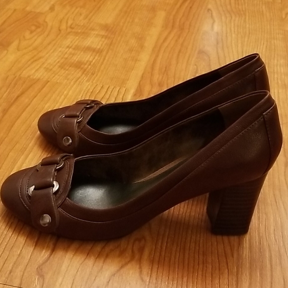 Nine West Leather Heels - Picture 4 of 6